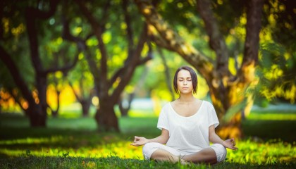 开云网页版-风云突变！雄鹿回暖、里昂变阵，阿斯顿维拉今晨复出首秀